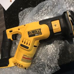 Dewalt Saw Zall Compact