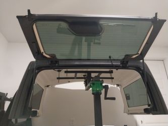 2026 Jeep JL 2 Door Hard Top Shell with Hoist