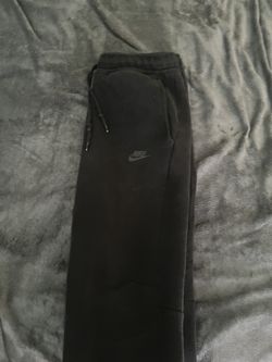 Large mens nike tech sweats all black 