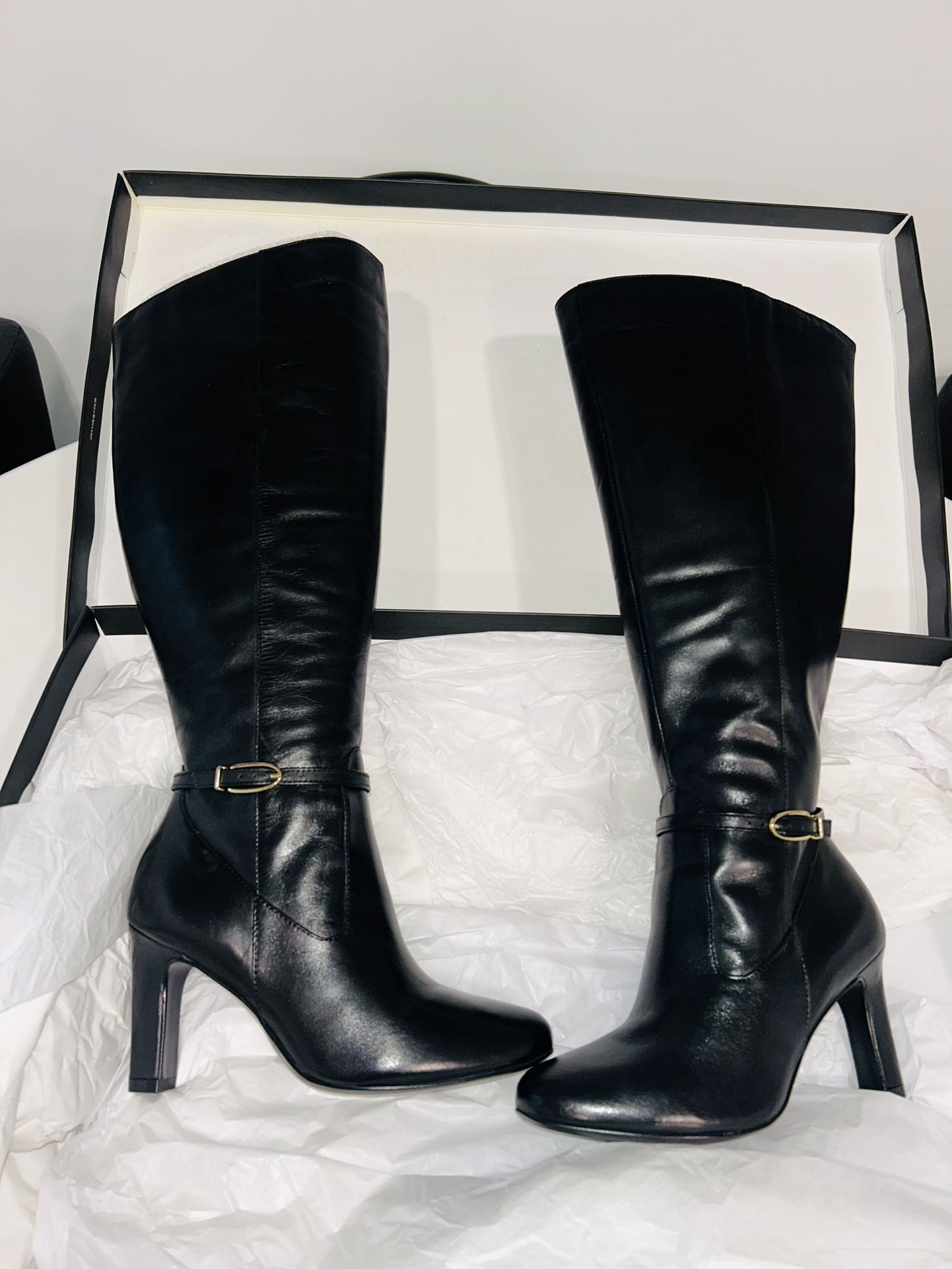 LEATHER KNEE HIGH BOOTS
