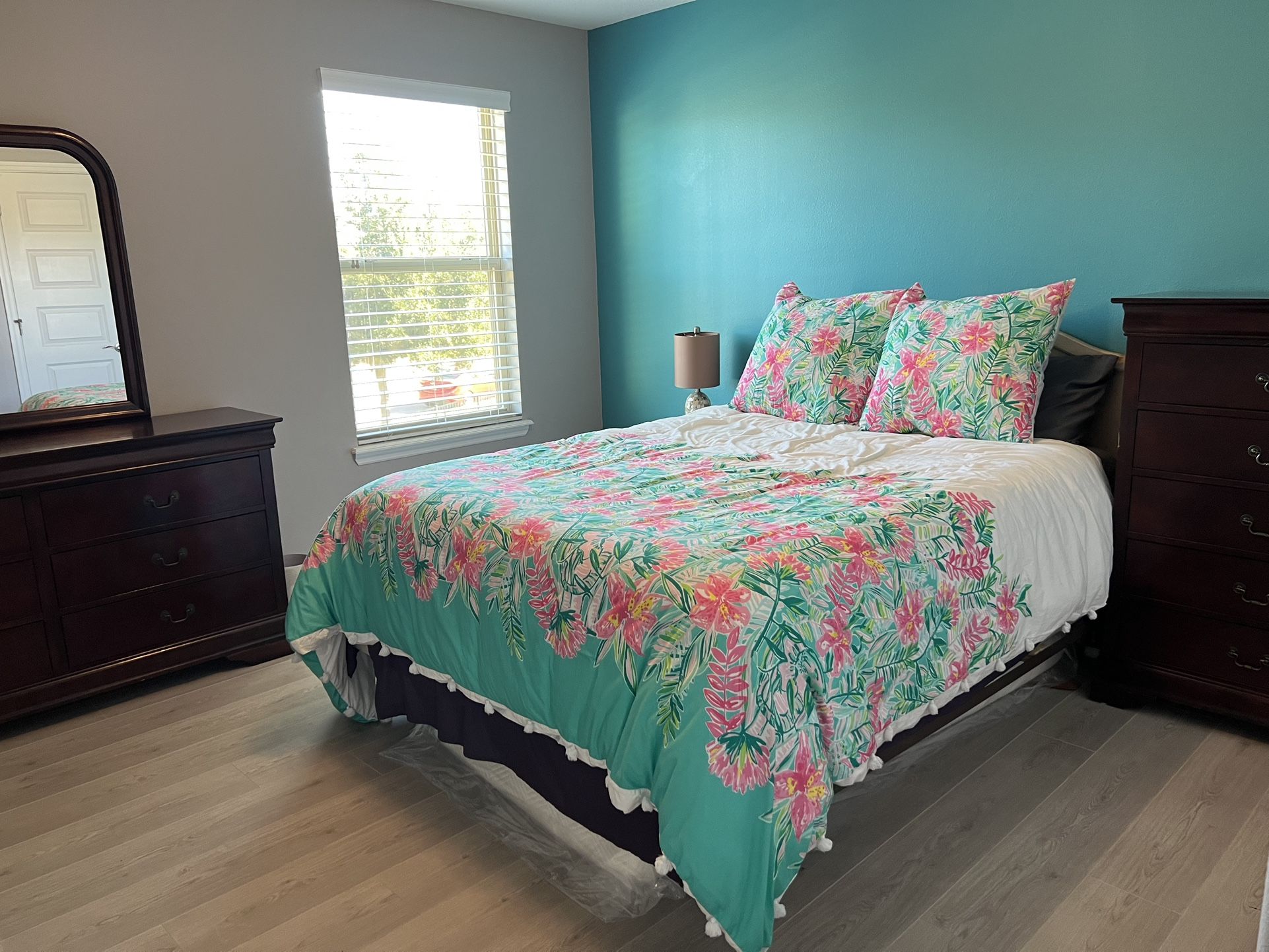 Cherry Wood Bedroom Set