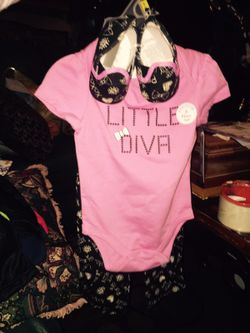 Brand new 3 piece 3/6 months outfit