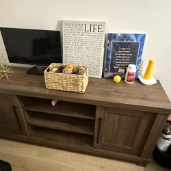 TV Stand Up To 75” Tv