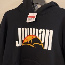 NWT Nike Jordan Hoodie Large. No Deliveries