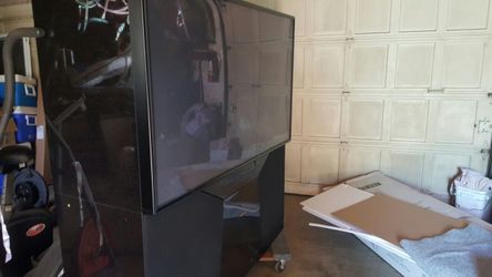 65" Mitsubishi TV