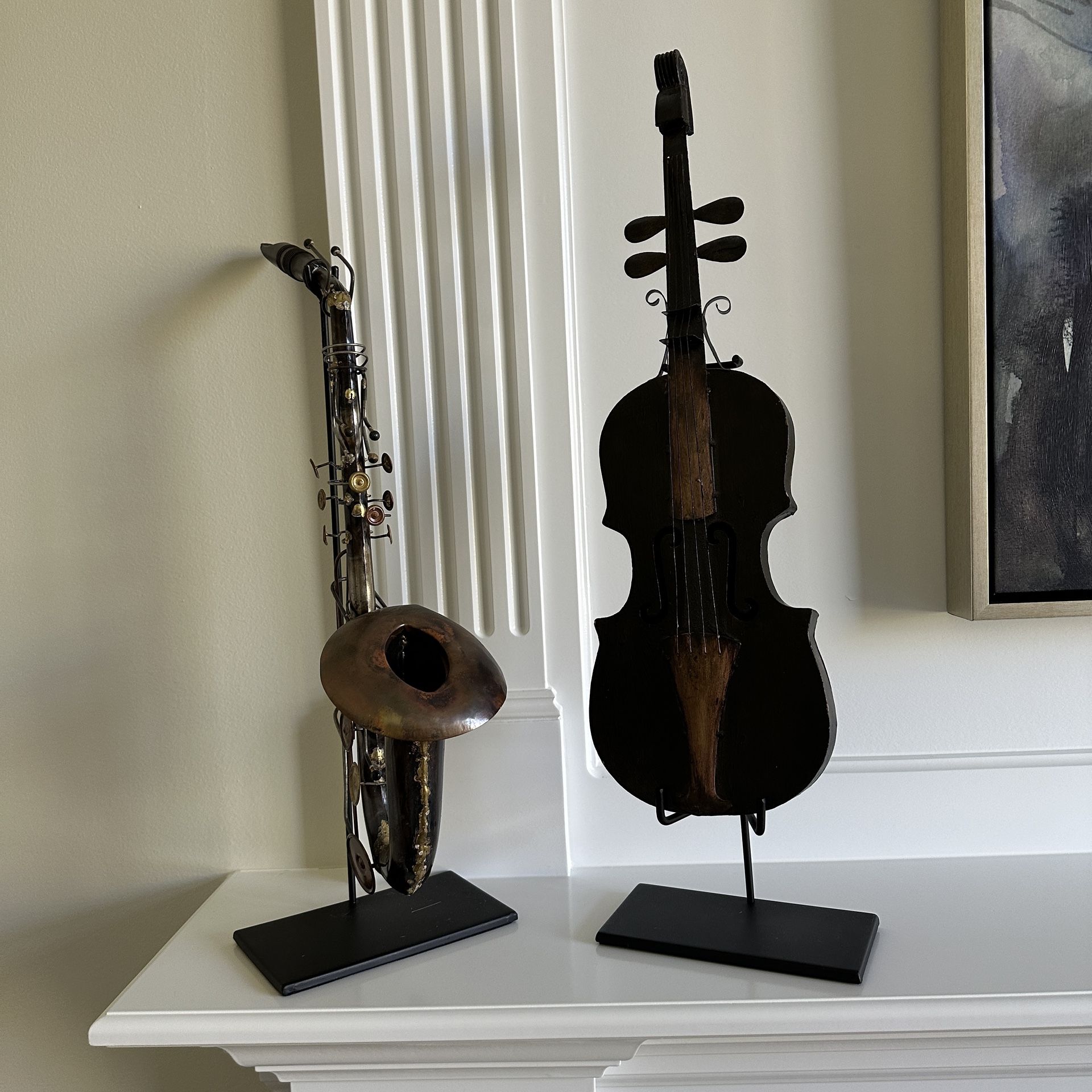 Vintage Metal Mixed Media SAXOPHONE And VIOLIN W/STAND