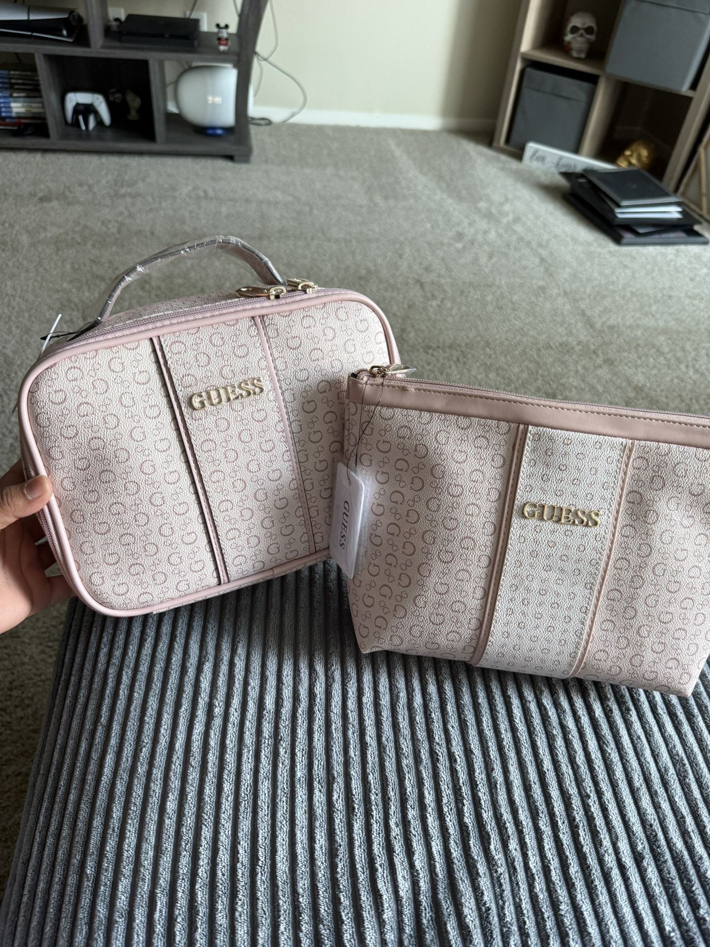 Guess Bag Matching Set