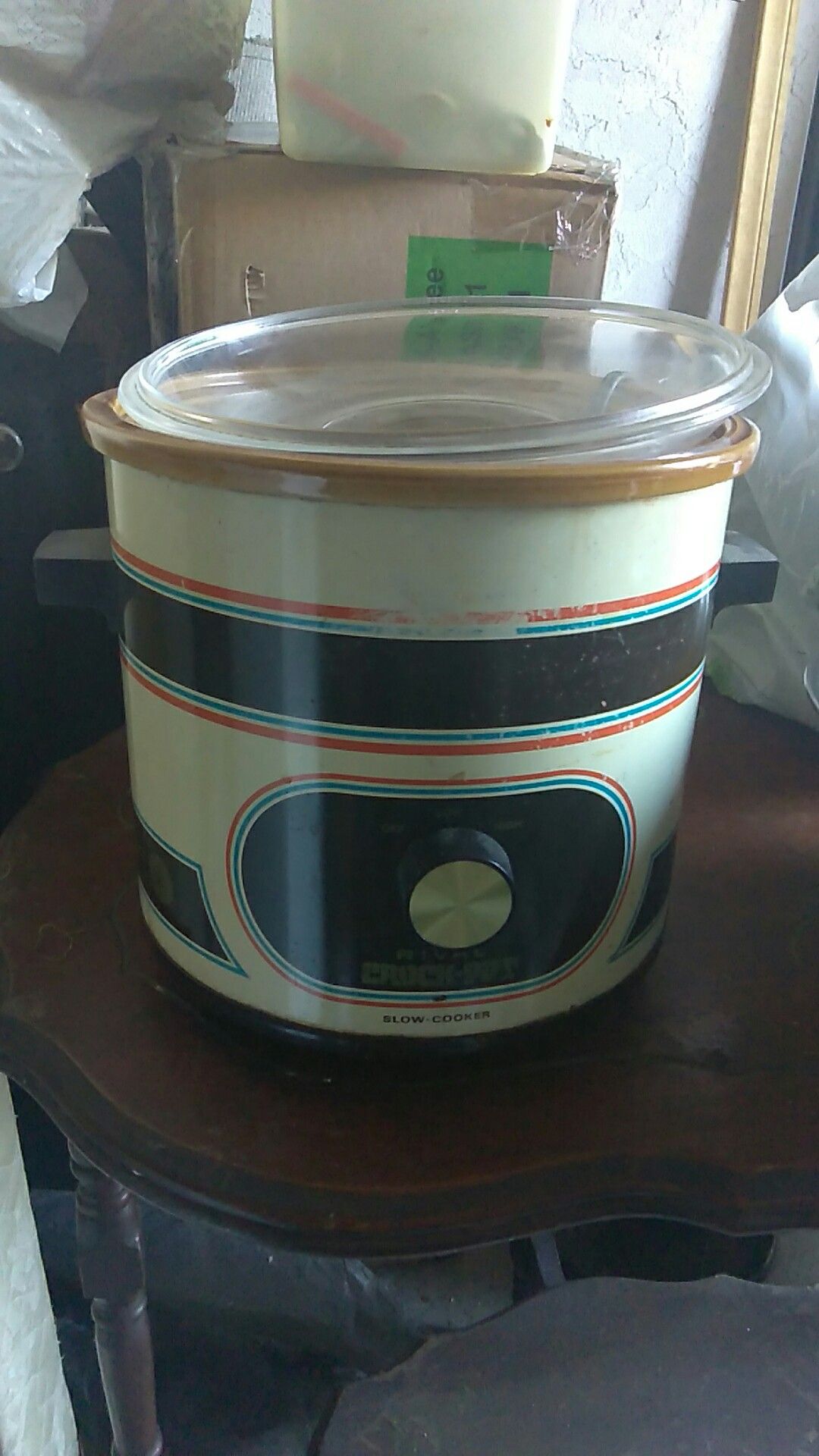 Slow cooker crock pot