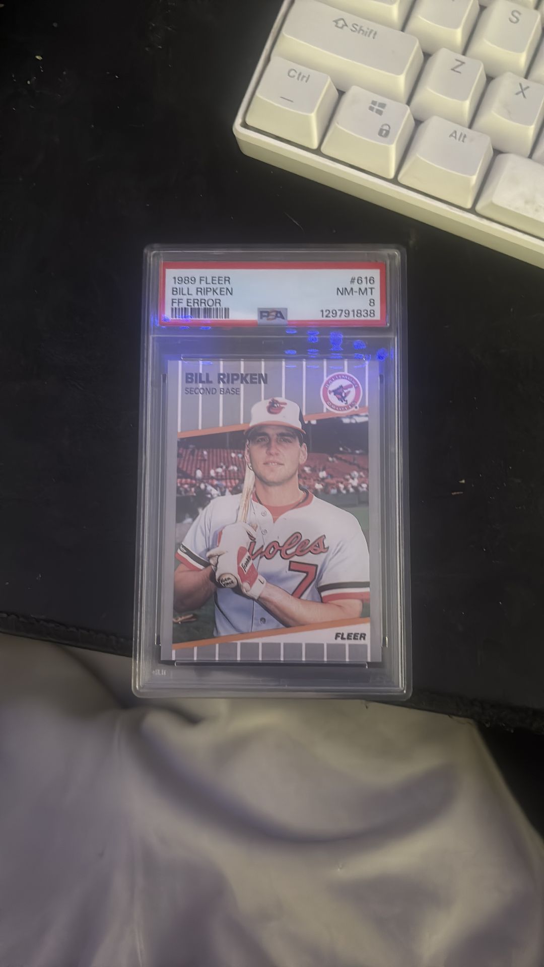 1989 Fleer Bill Ripken FF Error Card PSA 8 Near Mint
