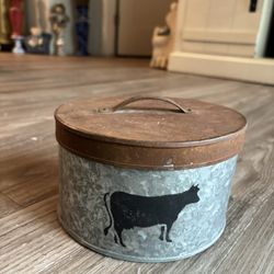Farmhouse Can With Lid And Cow On Front