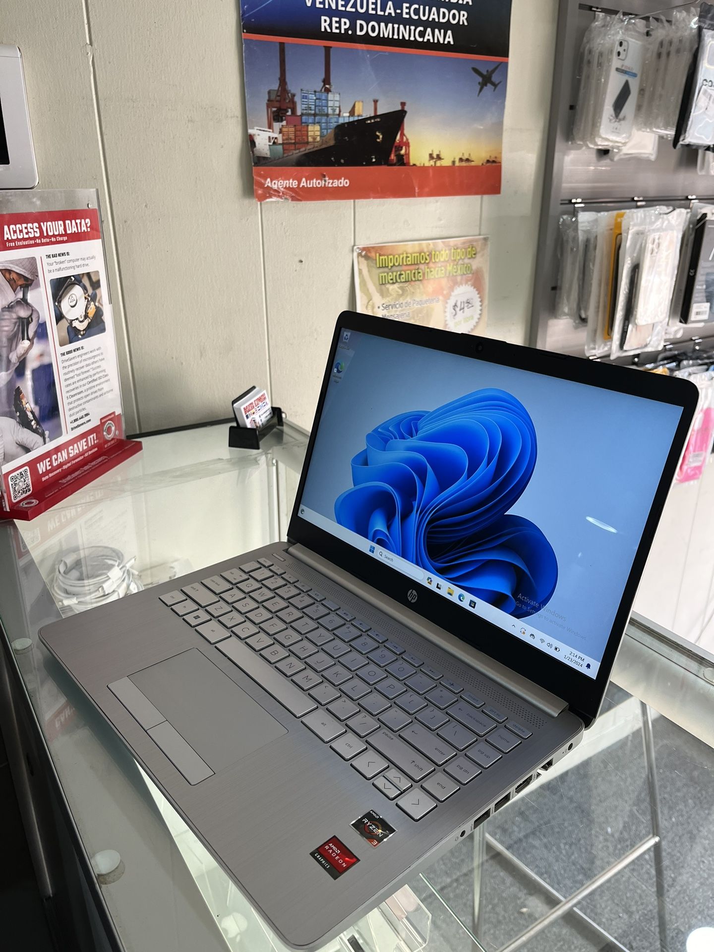 HP Laptop 14 SSD