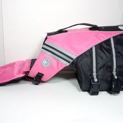 Sierra Dog Supply Dog Life Vest. Sierra Dog Supply Dog Life Jacket. Dog's pink life vest.