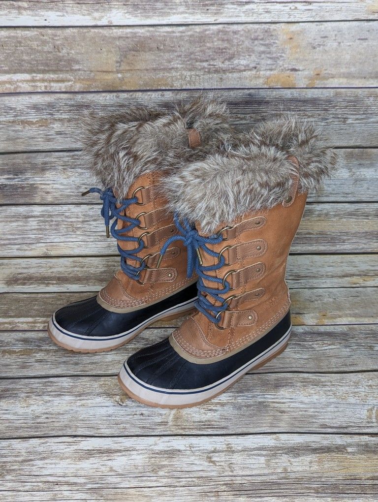 Sorel Joan Of Arctic Boots. Women's Size 9.5