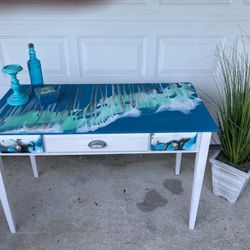 Cool Modern Designed Desk Solid Wood 