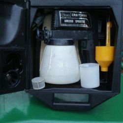 Airless paint sprayer