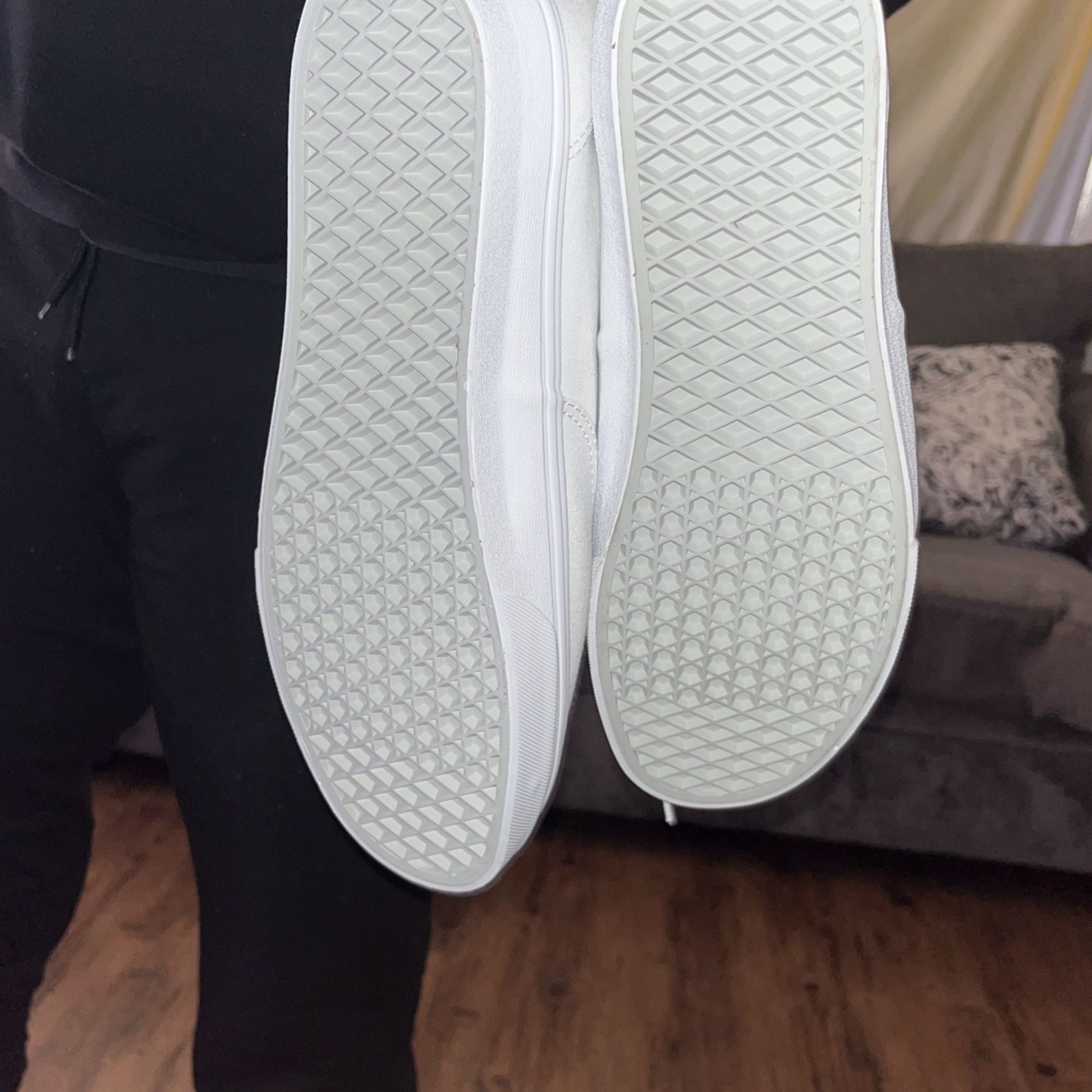 Vans & Fitted New Era Cap