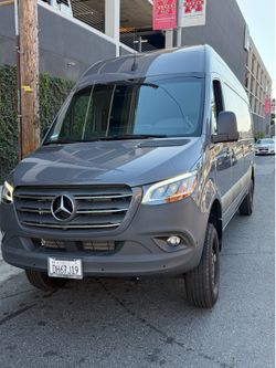 2024 Mercedes-Benz Sprinter