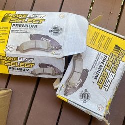 Front And Back Brand New In Box Brake Pads 