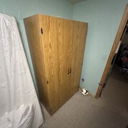 Large Wardrobe - 1.00