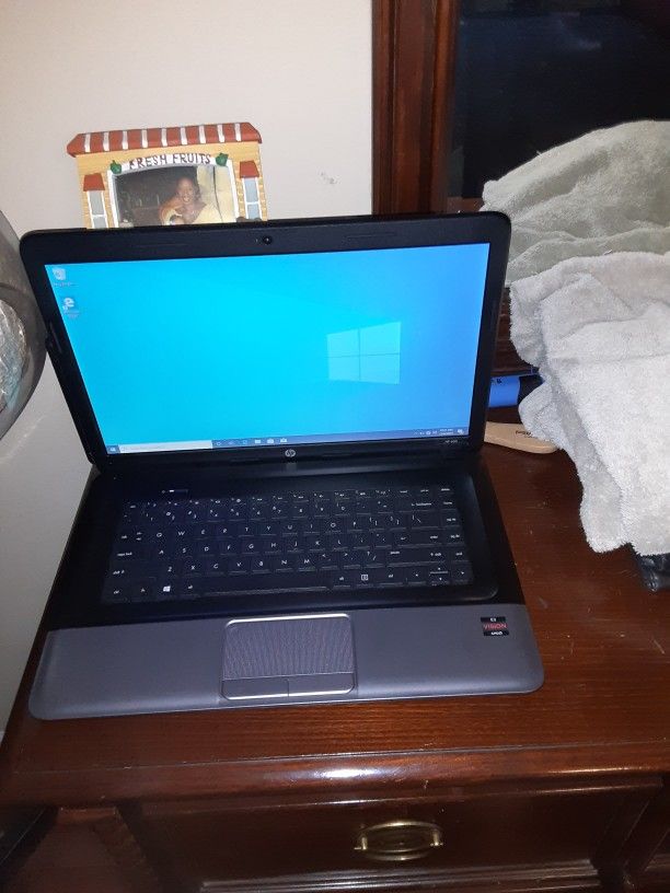 HP Including Windows 10