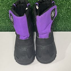 L/O Unbranded Purple And Black Snow Boots Size 10
