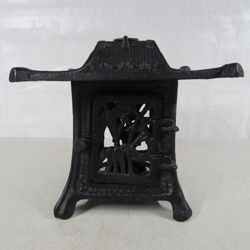 Japanese Pagoda Cast Iron Candle Holder Hanging Garden Lantern
