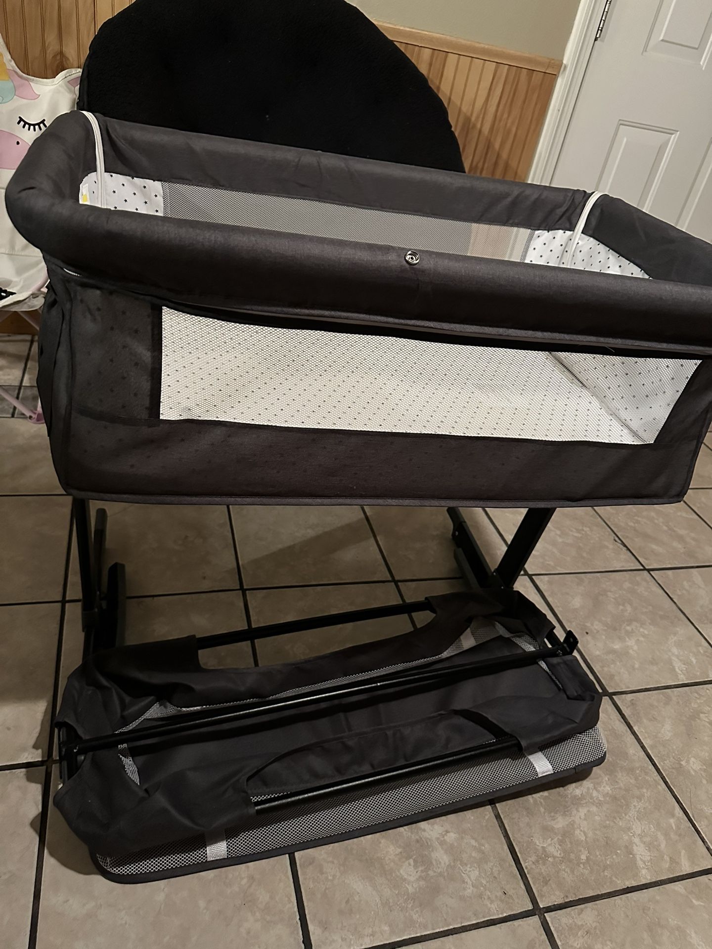 Bedside Bassinet/Rocker