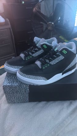 Jordan 3 “ Green Glow “