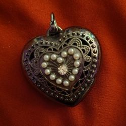 Victorian Style Heart Locket