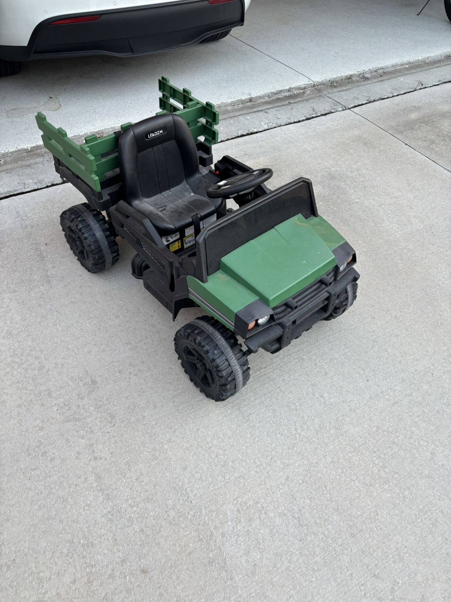 Kids truck With Dewalt Battery