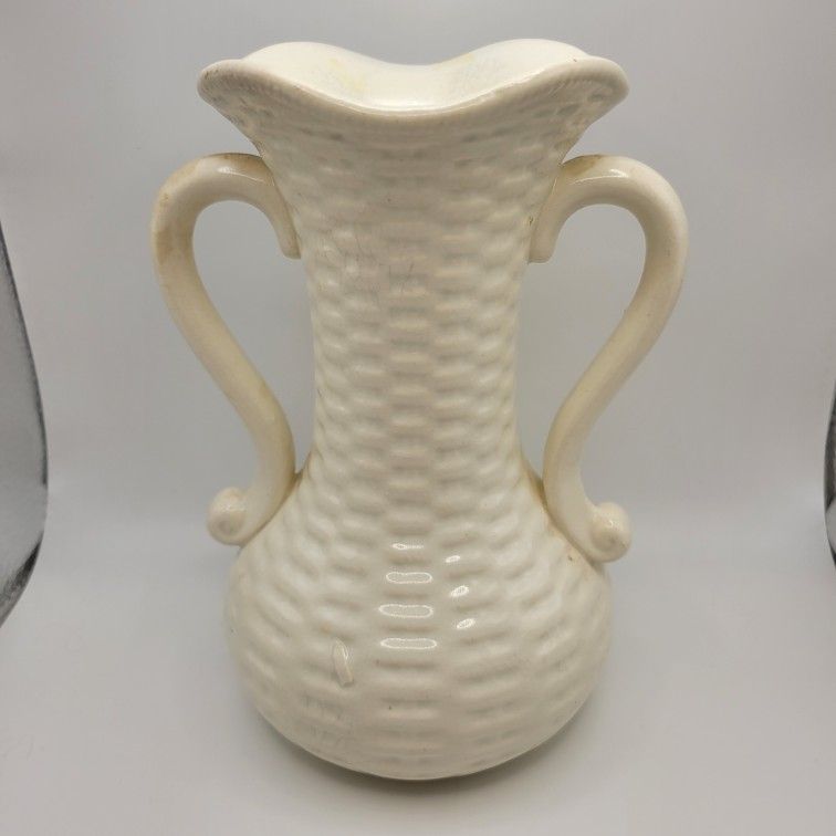 Vintage Cream Ceramic Basket Weave Vase With Arm Handles Japan 7.5" Tall