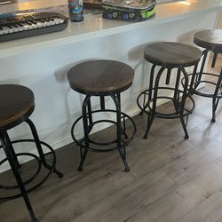 Bar Stools X4