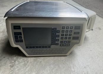 HOBART QUANTUM SCALE -USED