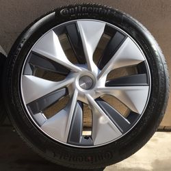 Tesla Model Y 19” Gemini Wheels 