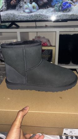 Uggs Classic Mini