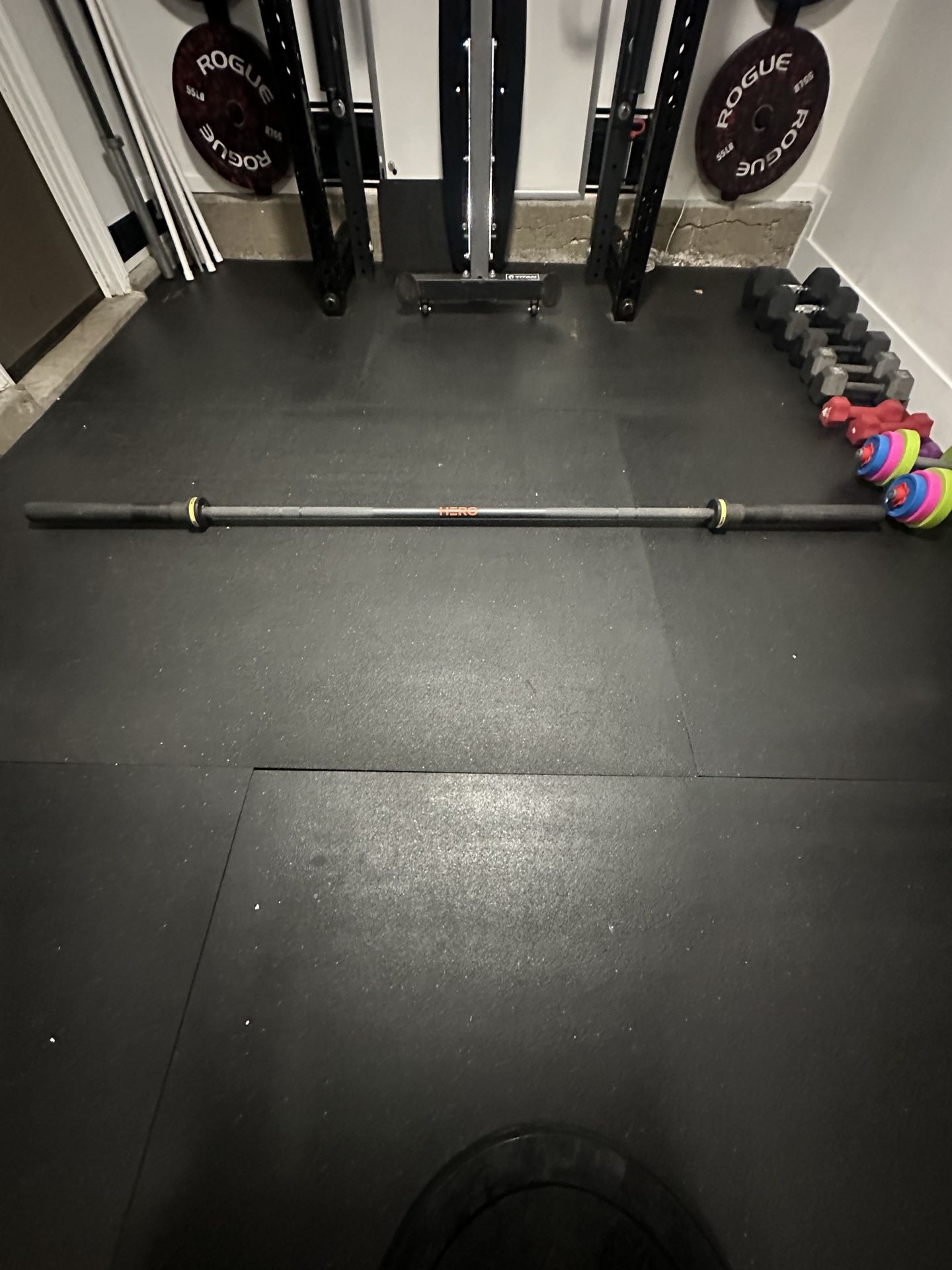 Hero Barbell