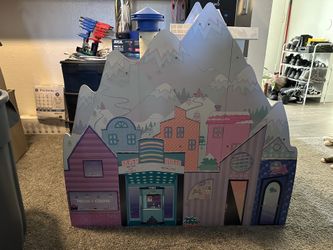 LOL Doll House with LOL Van