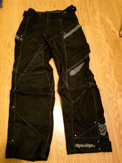 Troy Lee Motocross pants/shorts.... Size 34x32 mens... Like New!