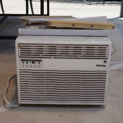 Danby Window AC 12,000BTU With Wi-Fi