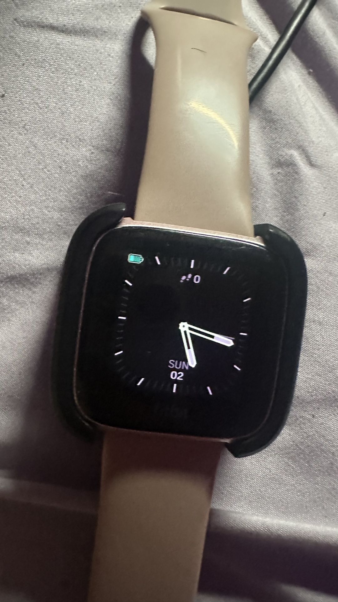 Fitbit Charge 1 (with charger and bands)