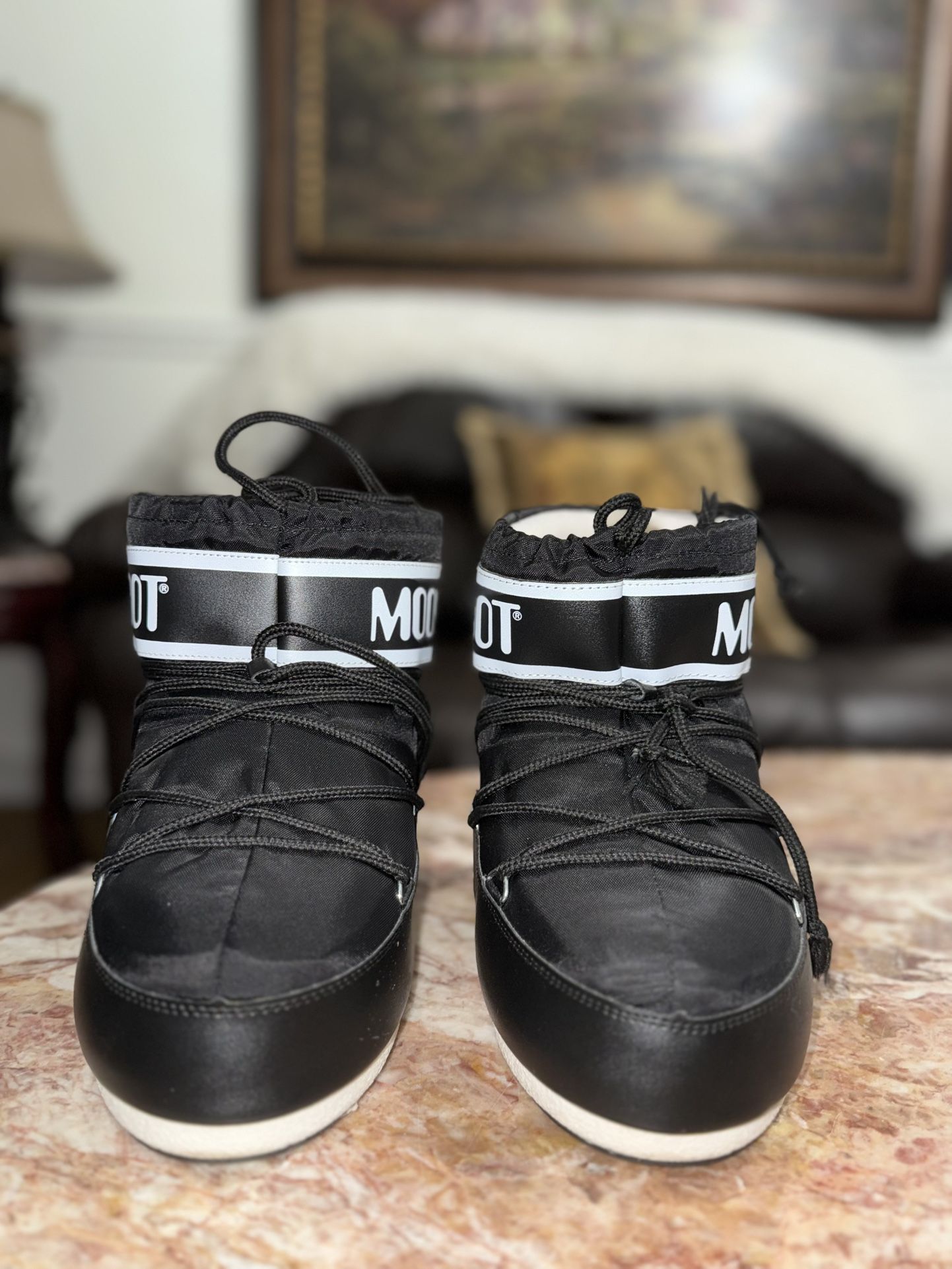 ICON LOW BLACK NYLON BOOTS ( Moon Boots)