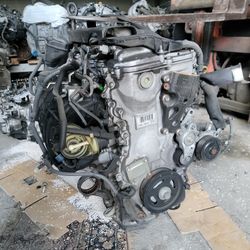 12/14 Camry Engine 2.5 $1400