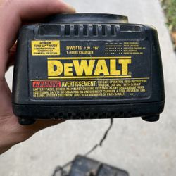 Dewalt Batter Charger