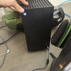 Xbox One X With Cronus 