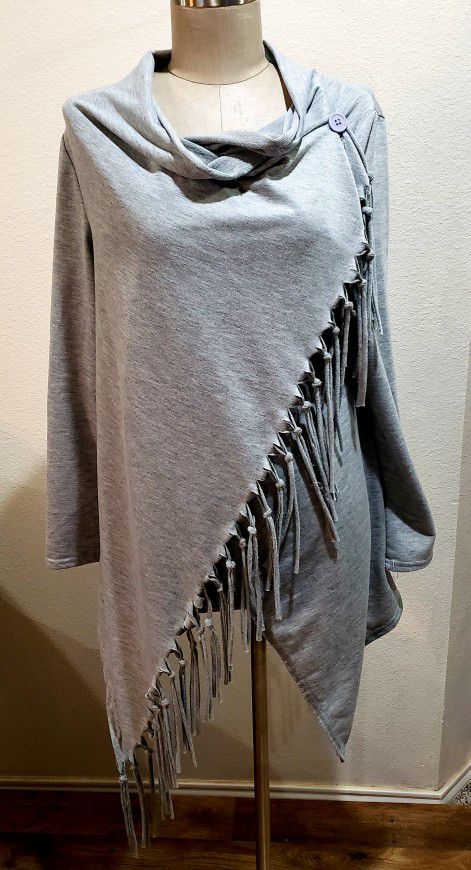 Lightweight Fringe Top Size Woman's Large 