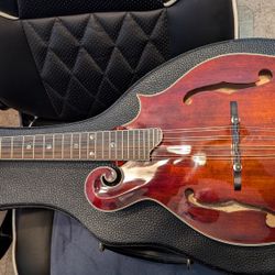 This Beautifully Finished Mandolin In Mint Condition Lafferty F-5 