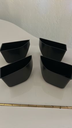 4 Open door handle cup