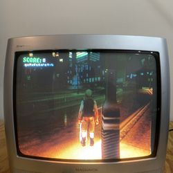 Magnavox 13MT43S 13" Retro CRT TV 