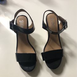 Black Wedges