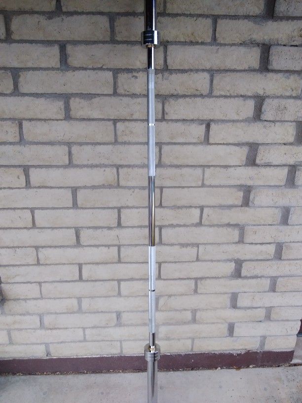 SFE Sports Fitness Exchange 7ft 4lbs Olympic Barbell Brand New